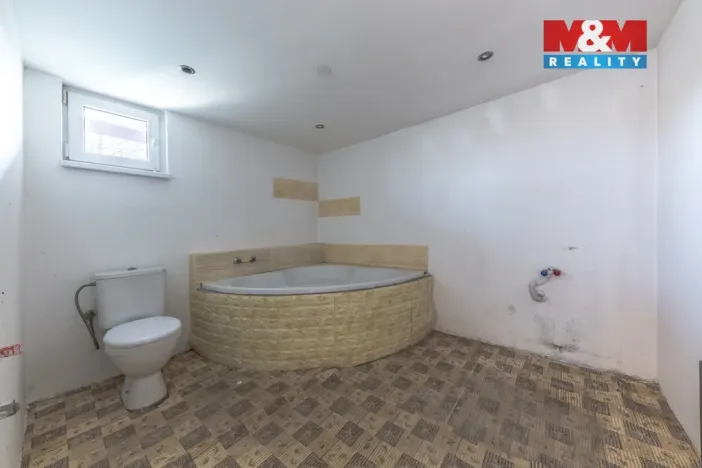 Prodej rodinného domu, Neratovice - Mlékojedy, Hlavní, 144 m2