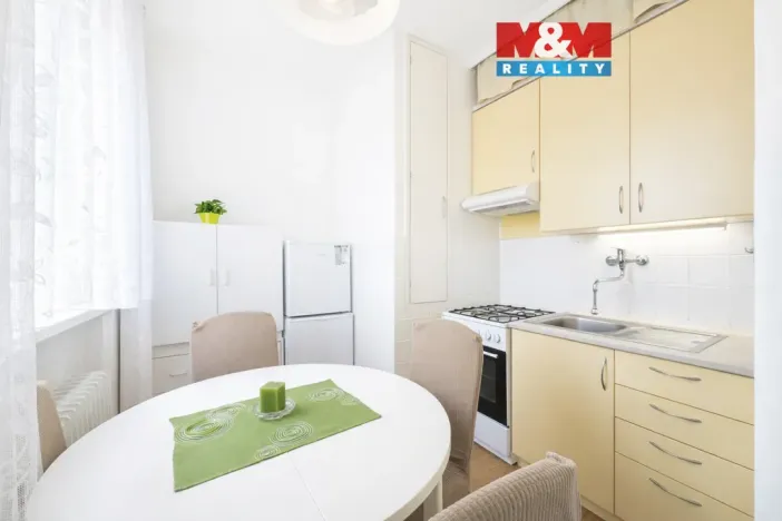 Pronájem bytu 1+kk, Praha - Strašnice, Královická, 25 m2