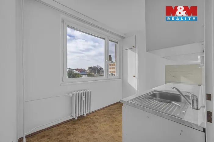 Pronájem bytu 1+1, Smiřice, Komenského, 37 m2