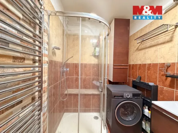 Prodej bytu 4+1, Dačice - Dačice V, U Stadionu, 88 m2