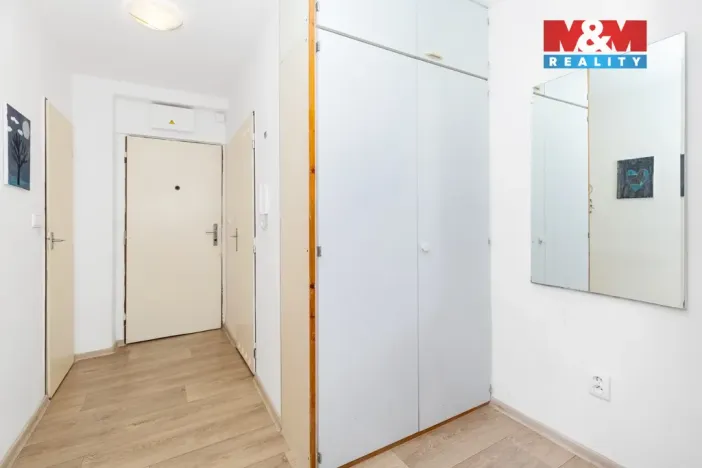 Prodej bytu 3+1, Pardubice - Bílé Předměstí, Na Drážce, 70 m2