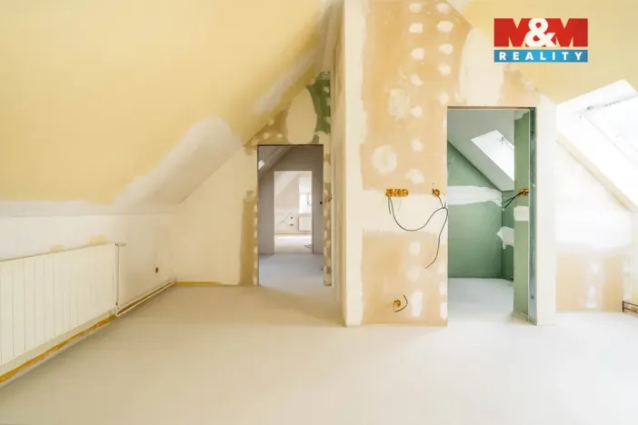 Prodej historického objektu, Opočno, Komenského, 184 m2