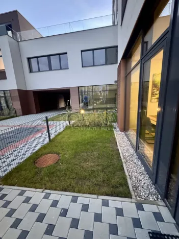 Pronájem bytu 1+kk, Praha - Žižkov, Malešická, 42 m2