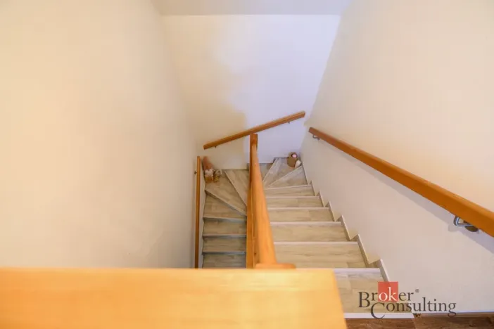 Prodej rodinného domu, Koloveč, nám. Svobody, 160 m2