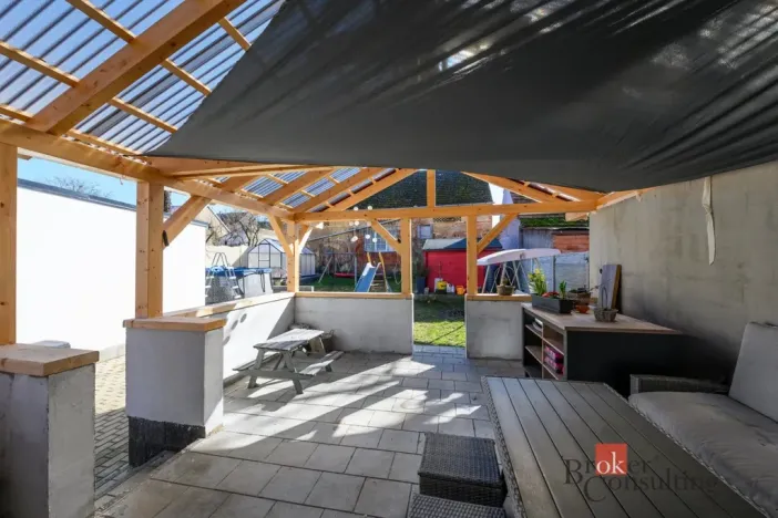 Prodej rodinného domu, Koloveč, nám. Svobody, 160 m2