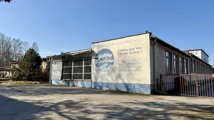 Pronájem výrobních prostor, Žďár nad Sázavou - Žďár nad Sázavou 1, U Malého lesa, 3400 m2