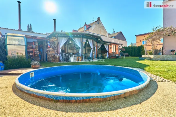 Prodej bytu 4+1, Karlovy Vary - Stará Role, Příčná, 92 m2