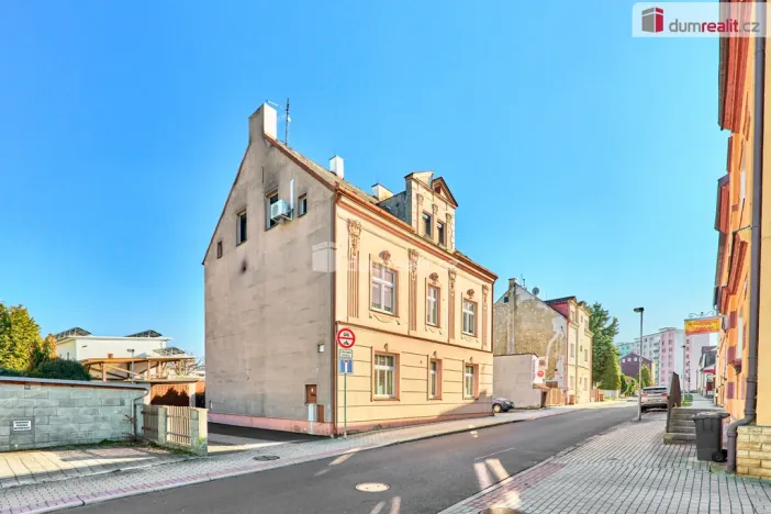 Prodej bytu 4+1, Karlovy Vary - Stará Role, Příčná, 92 m2