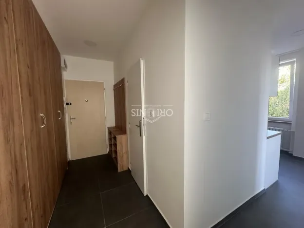 Pronájem bytu 2+1, Chomutov, Mjr. Šulce, 52 m2