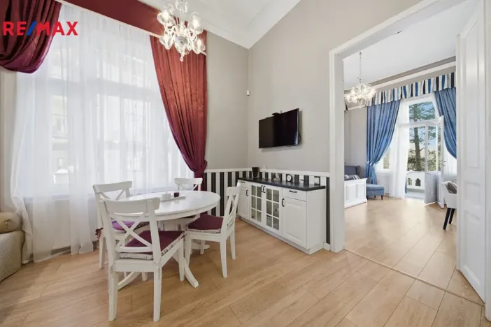 Prodej bytu 2+kk, Karlovy Vary, Krále Jiřího, 49 m2