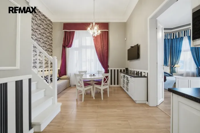 Prodej bytu 2+kk, Karlovy Vary, Krále Jiřího, 49 m2