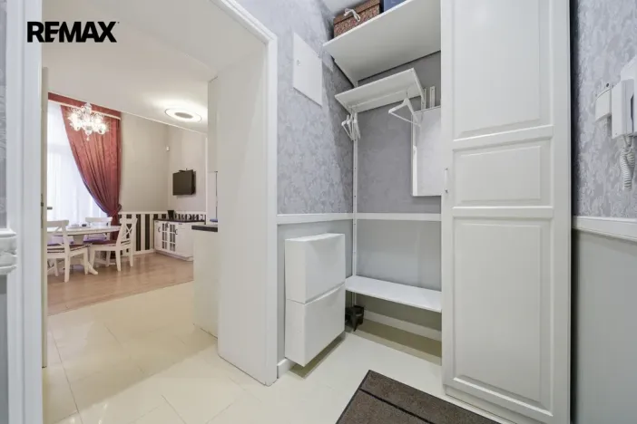 Prodej bytu 2+kk, Karlovy Vary, Krále Jiřího, 49 m2