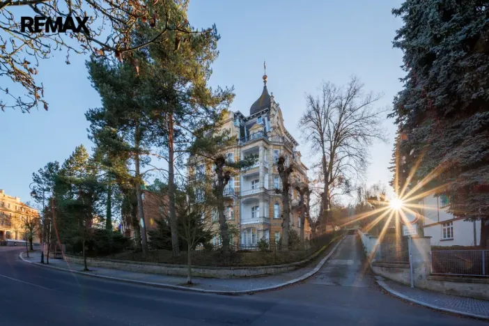 Prodej bytu 2+kk, Karlovy Vary, Krále Jiřího, 49 m2