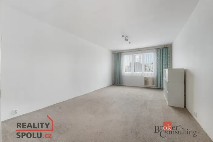 Prodej bytu 3+1, Plzeň - Doubravka, Železničářská, 77 m2