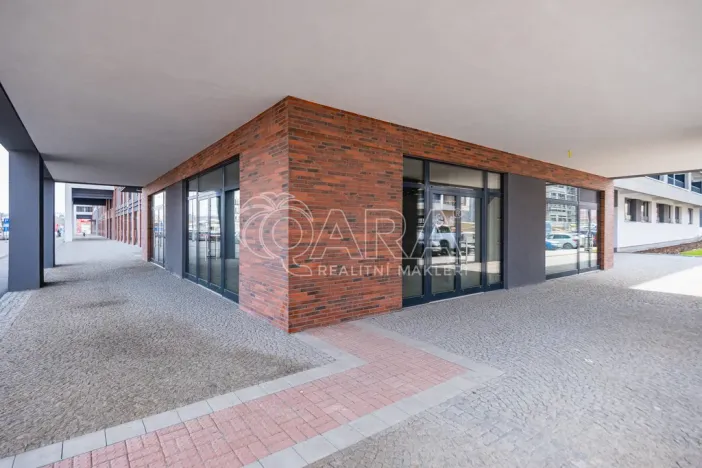 Pronájem bytu 1+kk, Praha - Hloubětín, Poděbradská, 39 m2