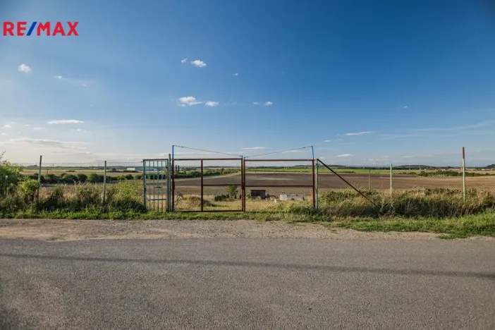 Prodej pozemku pro bydlení, Vykáň, 1295 m2