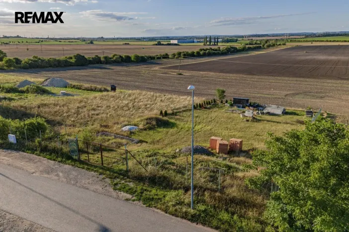 Prodej pozemku pro bydlení, Vykáň, 1295 m2