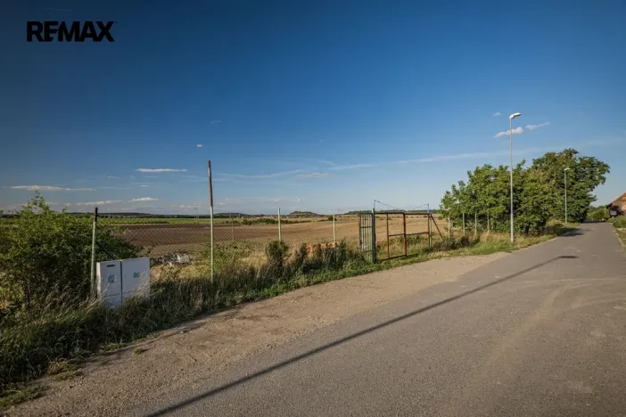 Prodej pozemku pro bydlení, Vykáň, 1295 m2