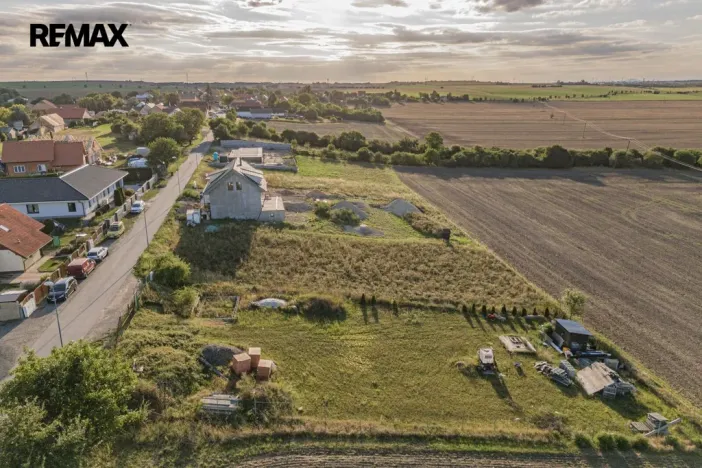 Prodej pozemku pro bydlení, Vykáň, 1295 m2
