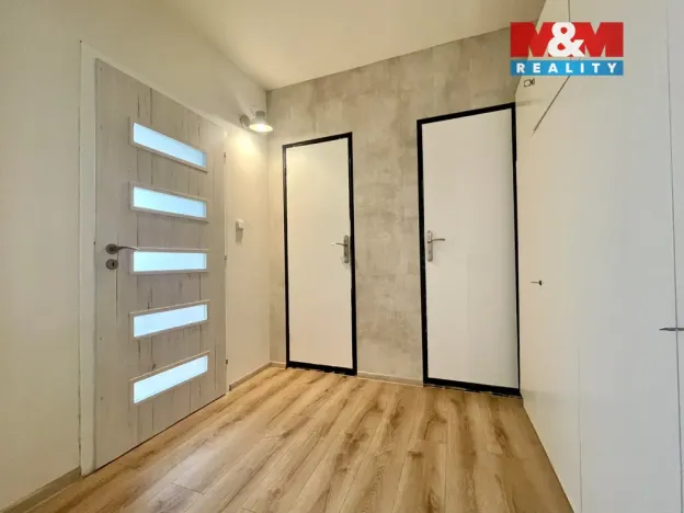 Pronájem bytu 3+1, Teplice - Trnovany, Edisonova, 69 m2