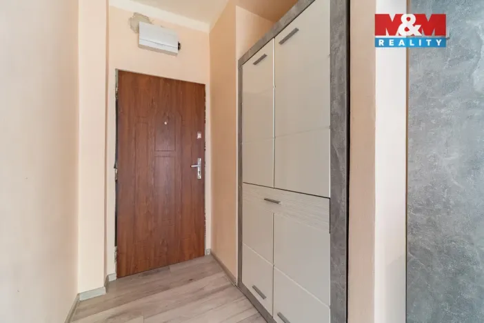 Prodej bytu 2+1, Cheb, Na Hradčanech, 54 m2