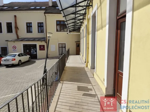 Pronájem obchodního prostoru, Znojmo, Vídeňská třída, 43 m2