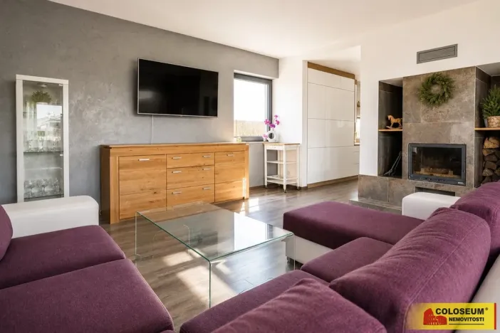 Prodej rodinného domu, Zbraslav, 460 m2