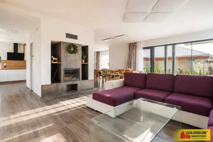 Prodej rodinného domu, Zbraslav, 460 m2