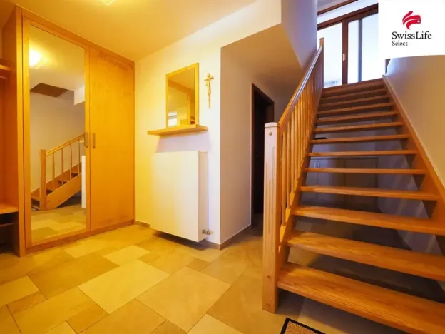 Prodej rodinného domu, Křídla, 250 m2