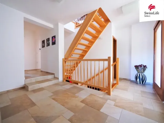 Prodej rodinného domu, Křídla, 250 m2