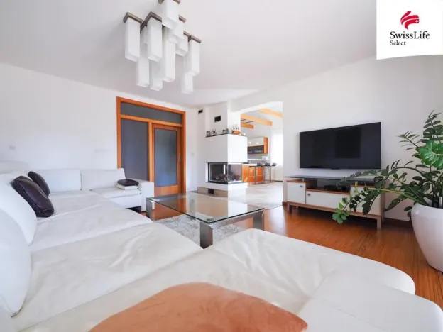 Prodej rodinného domu, Křídla, 250 m2