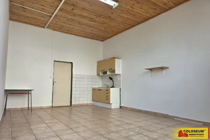 Pronájem obchodního prostoru, Rájec-Jestřebí - Rájec, 90 m2