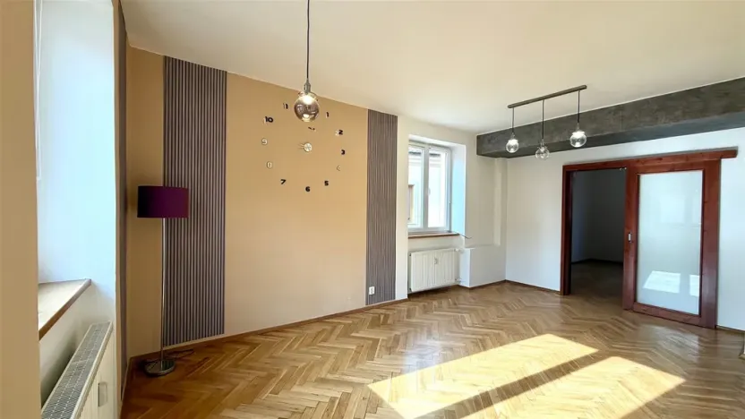 Pronájem bytu 2+1, Cheb, Jakubská, 50 m2