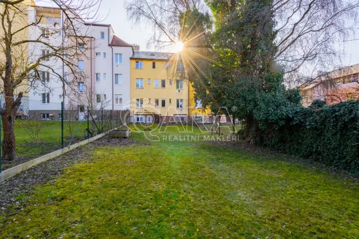 Prodej bytu 2+1, Plzeň - Doubravka, Skalní, 55 m2