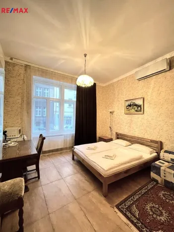 Prodej bytu 1+1, Karlovy Vary, Bulharská, 43 m2