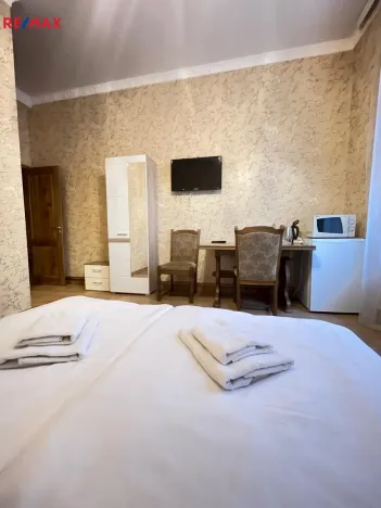 Prodej bytu 1+1, Karlovy Vary, Bulharská, 43 m2