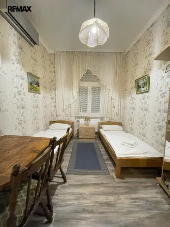 Prodej bytu 1+1, Karlovy Vary, Bulharská, 43 m2