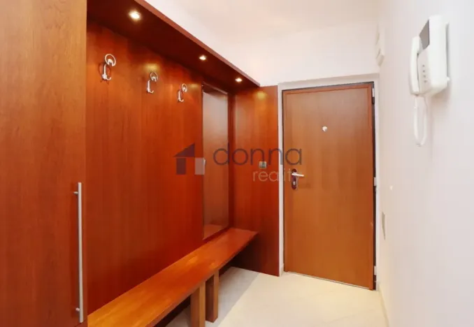 Pronájem bytu 2+kk, Praha, U Nikolajky, 82 m2