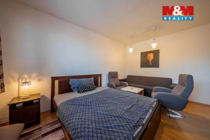 Prodej bytu 2+1, Uherčice, 62 m2