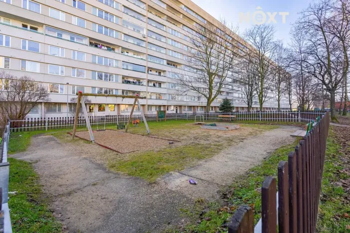 Prodej bytu 2+kk, Praha - Prosek, Prosecká, 41 m2