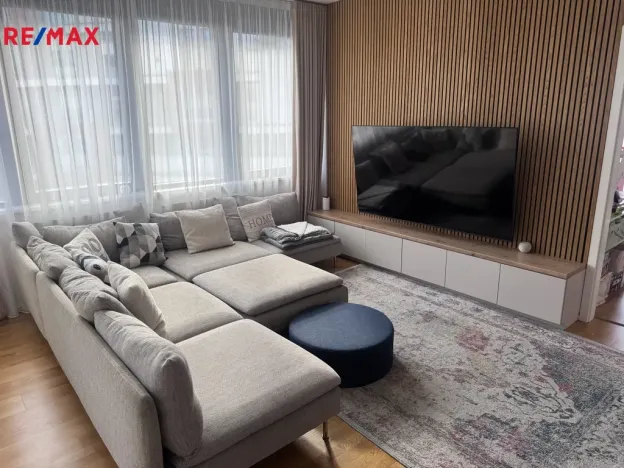 Prodej bytu 4+kk, Praha - Libeň, Zenklova, 118 m2