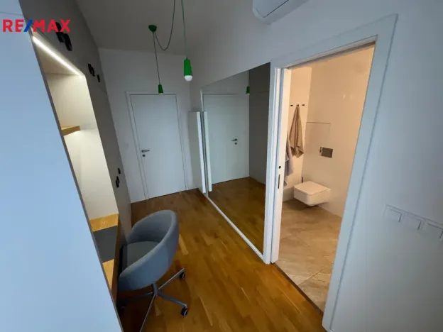 Prodej bytu 4+kk, Praha - Libeň, Zenklova, 118 m2