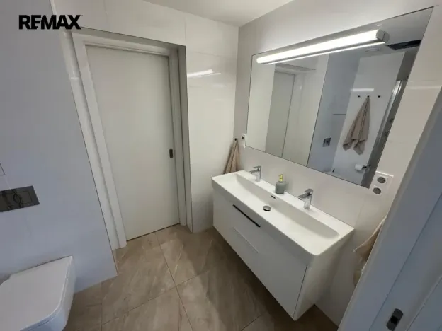 Prodej bytu 4+kk, Praha - Libeň, Zenklova, 118 m2