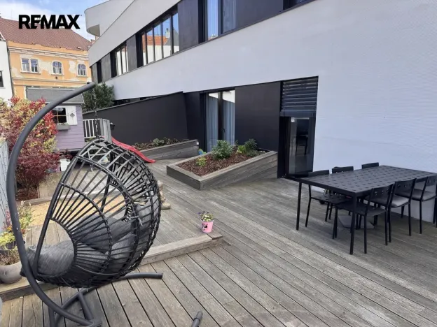 Prodej bytu 4+kk, Praha - Libeň, Zenklova, 118 m2