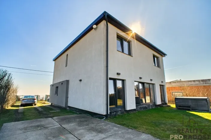 Prodej rodinného domu, Tísek, 208 m2