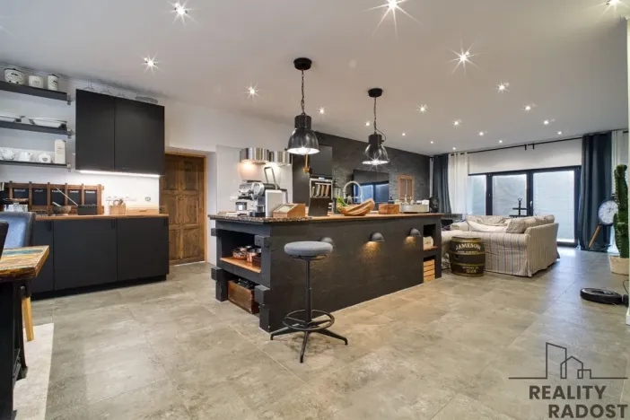 Prodej rodinného domu, Tísek, 208 m2