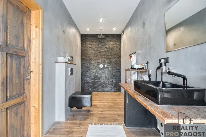 Prodej rodinného domu, Tísek, 208 m2