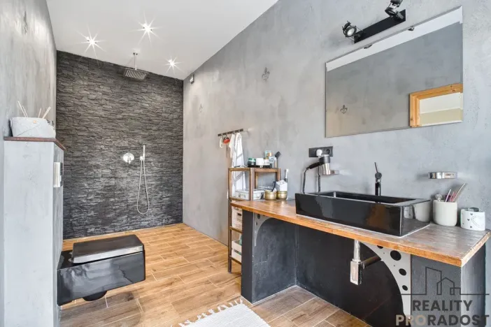 Prodej rodinného domu, Tísek, 208 m2