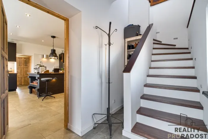 Prodej rodinného domu, Tísek, 208 m2