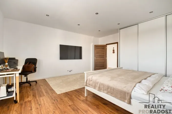 Prodej rodinného domu, Tísek, 208 m2